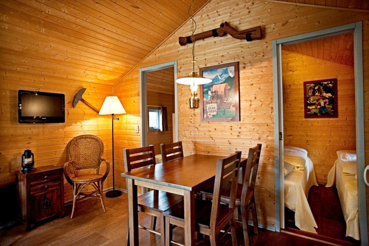 Legoland Wild West Cabins Billund Eksteriør billede